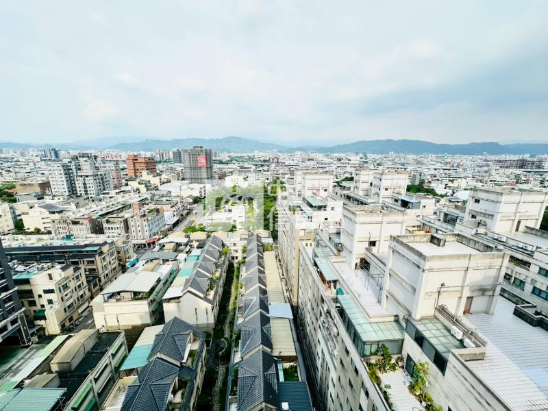 東區旱溪美三房+平車房屋室內格局與周邊環境