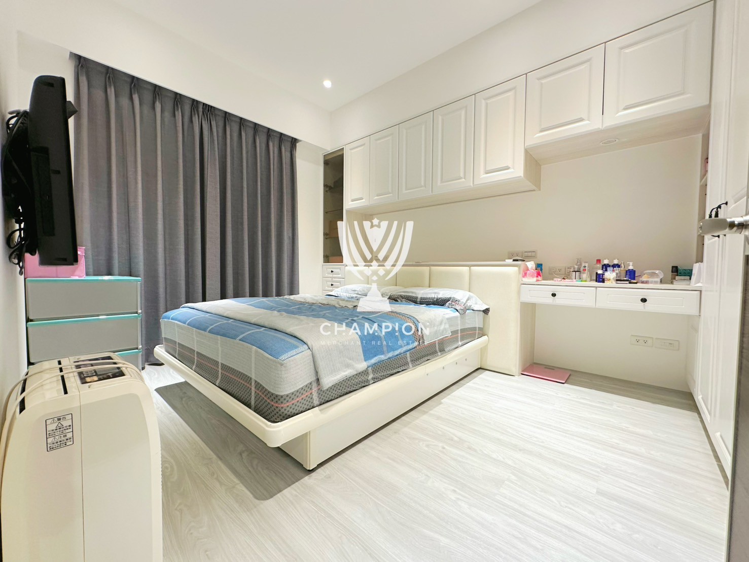 【冠軍】海艷極品二房車位房屋室內格局與周邊環境