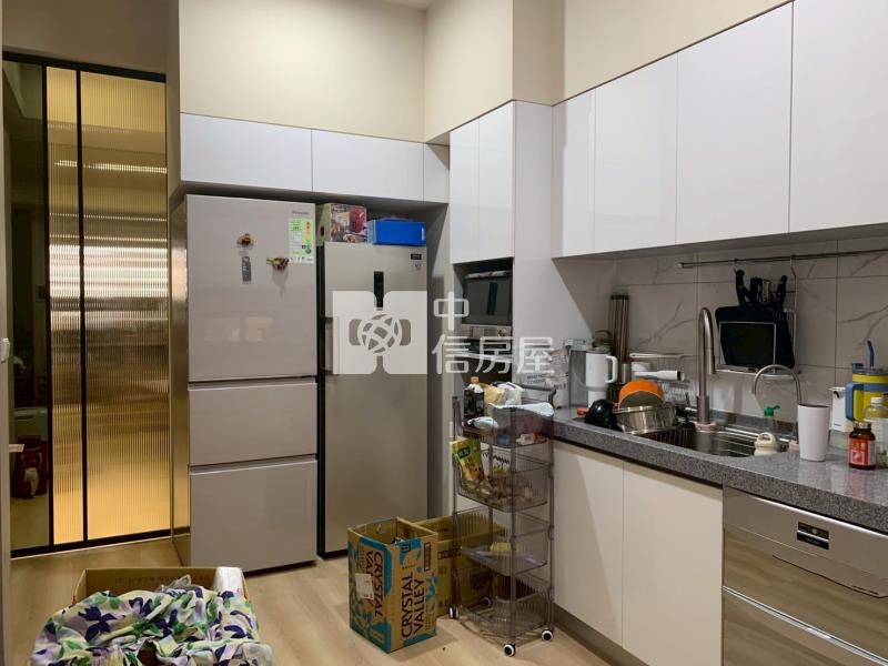 新屋清文路前院雙車電梯透天房屋室內格局與周邊環境
