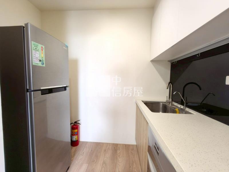 楊梅火車站前屋新美2房+車房屋室內格局與周邊環境
