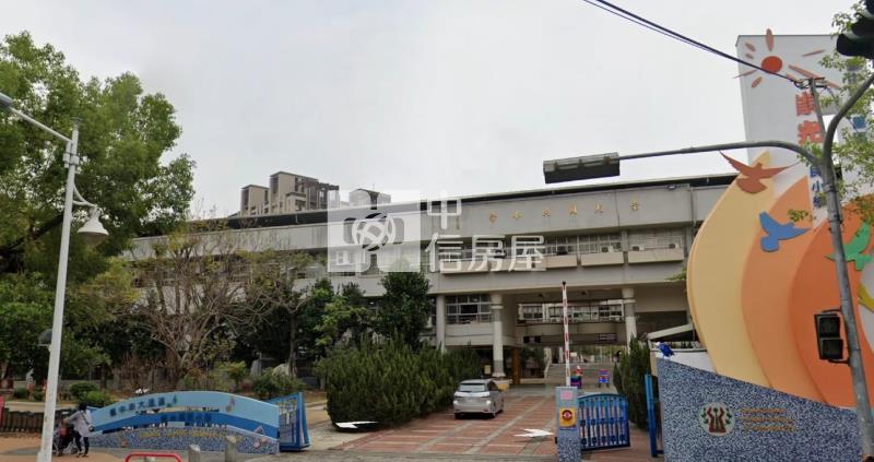崇光國小旁1+2樓樓店房屋室內格局與周邊環境