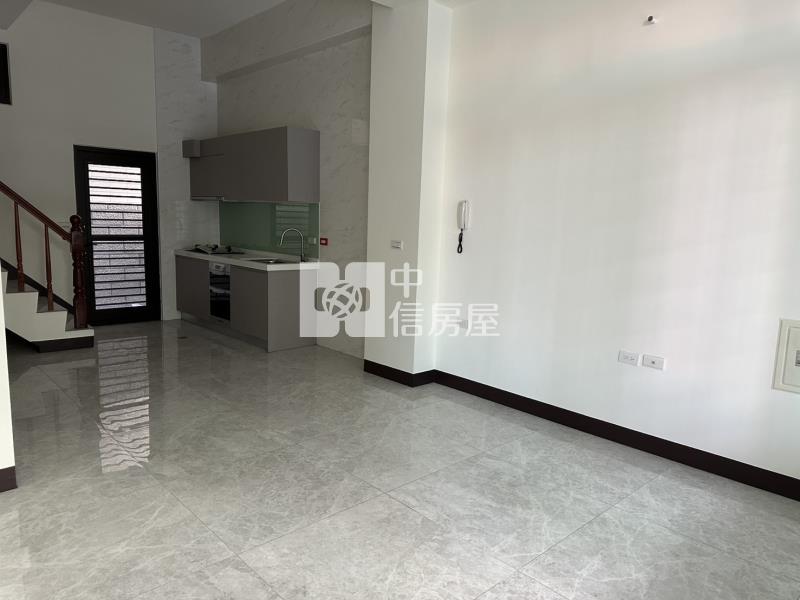 二林全新店住房屋室內格局與周邊環境