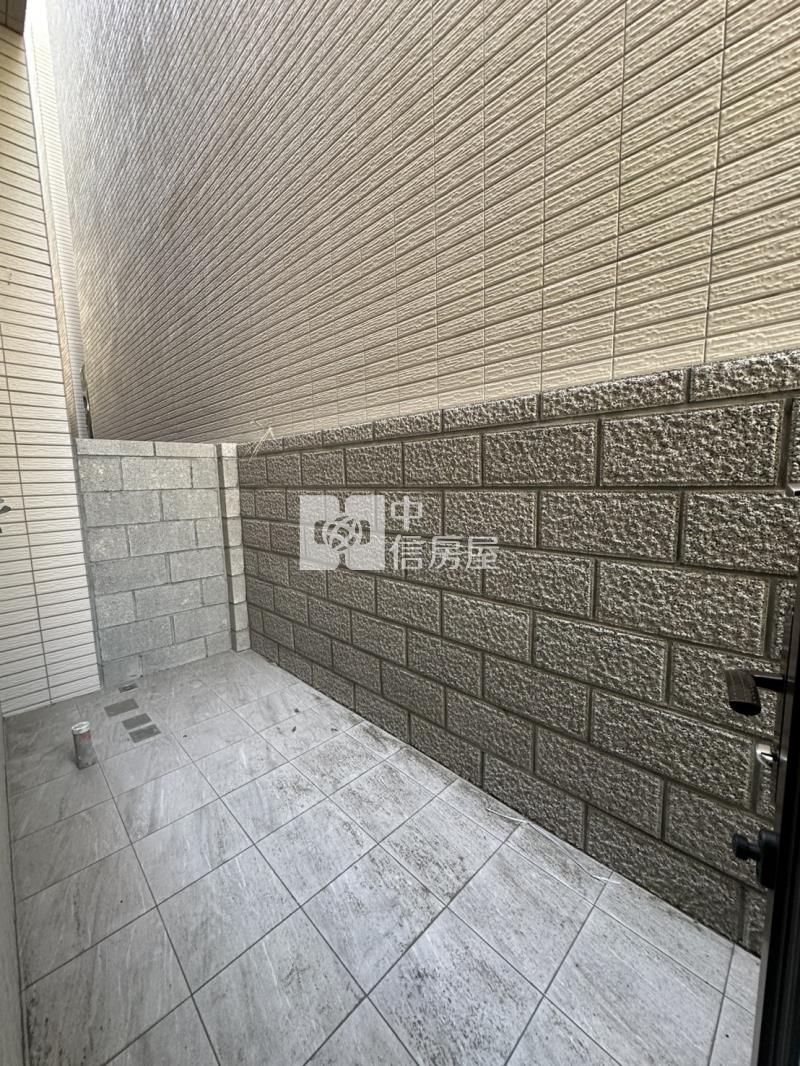 二林全新店住房屋室內格局與周邊環境