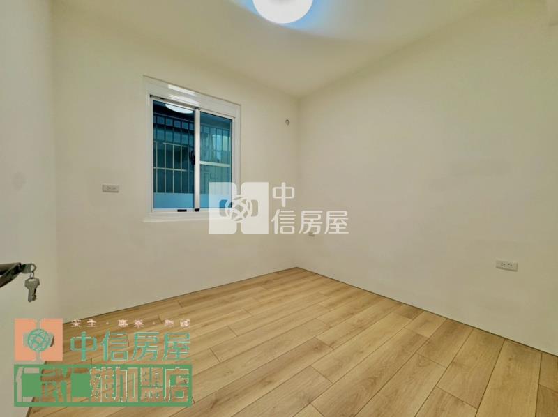 文山特區近鳳山商工公寓一樓房屋室內格局與周邊環境