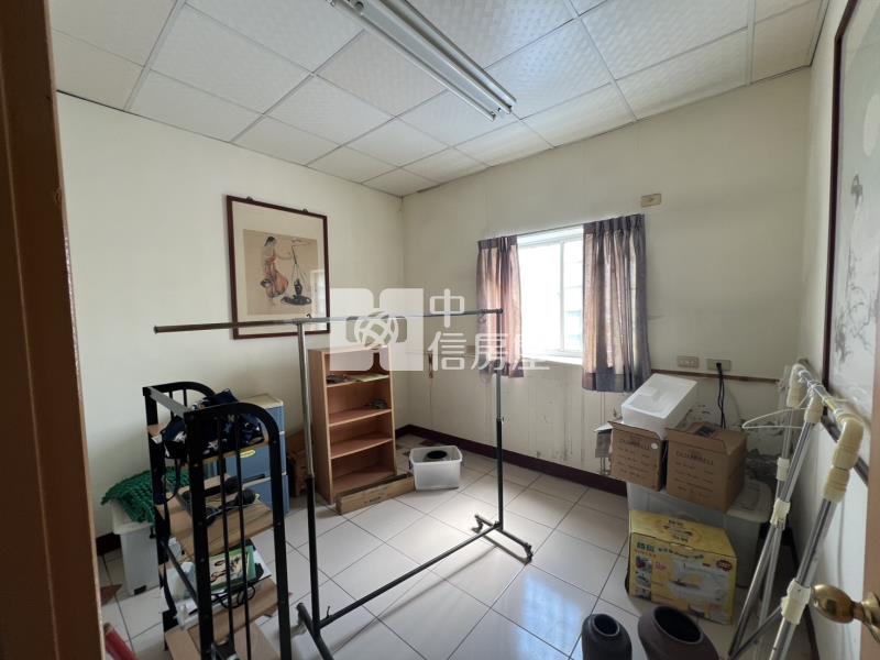 忠孝大地坪透天房屋室內格局與周邊環境