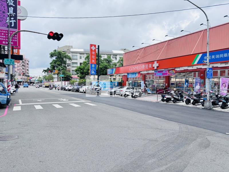 瑞興國小精緻3+1房車位房屋室內格局與周邊環境