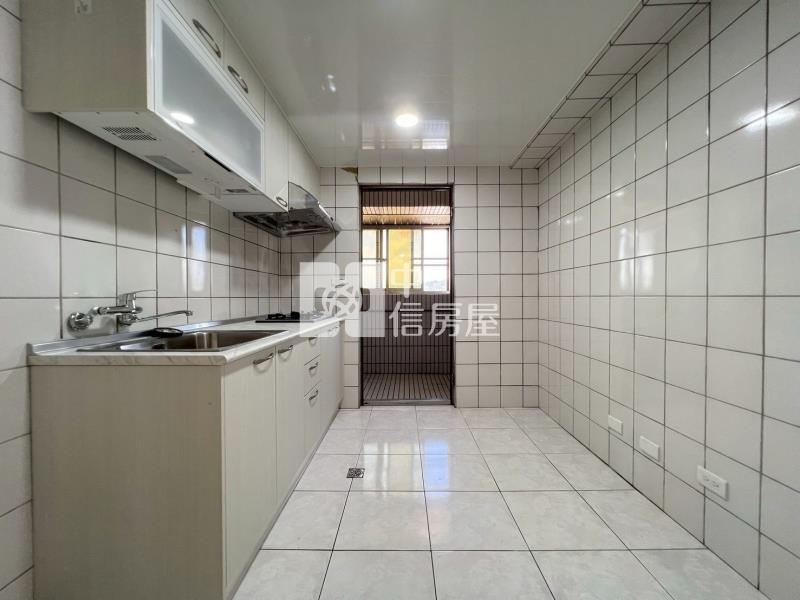 市區華城明亮三房華廈房屋室內格局與周邊環境