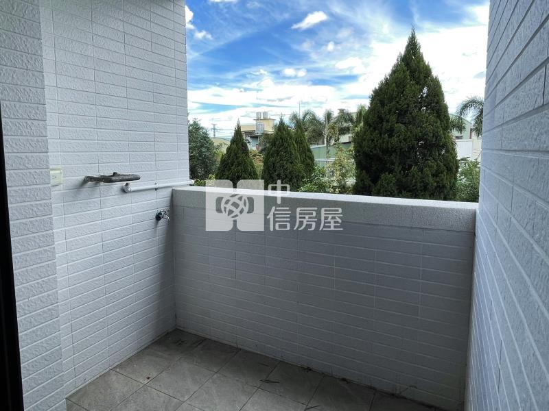 弘富重劃區|全新電梯別墅|五大房A7房屋室內格局與周邊環境
