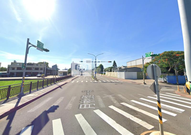 中壢區山下段高鐵大莊路-雙面臨路農地房屋室內格局與周邊環境