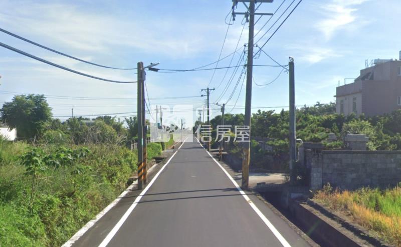 中壢區山下段高鐵大莊路-雙面臨路農地房屋室內格局與周邊環境