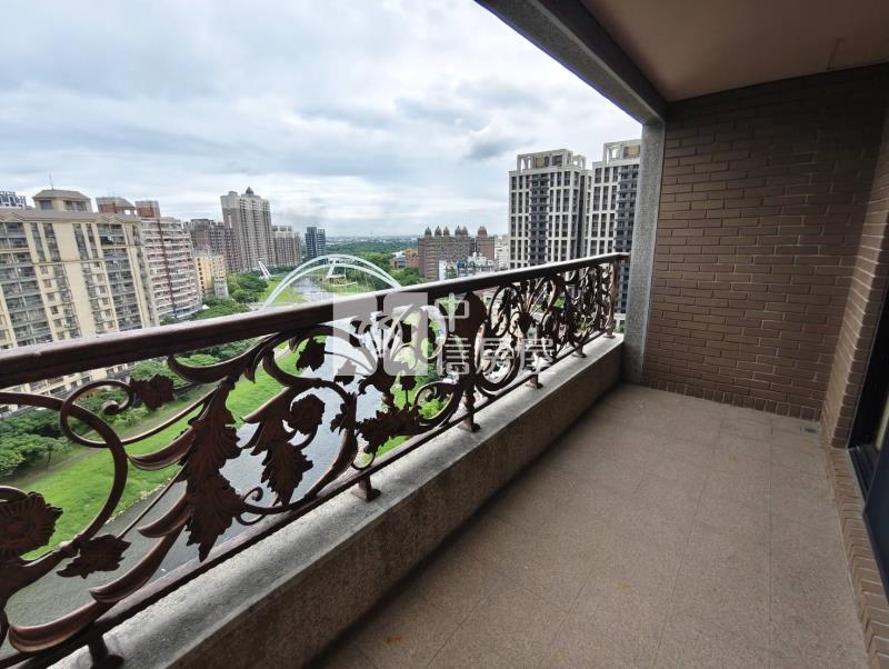 【奔馳】中悦帝寶景觀豪宅房屋室內格局與周邊環境