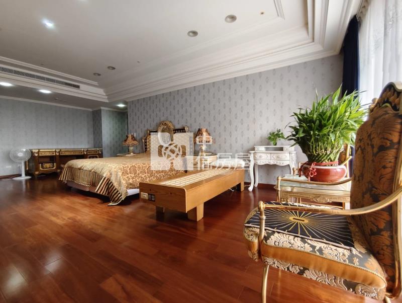 【奔馳】中悦帝寶景觀豪宅房屋室內格局與周邊環境
