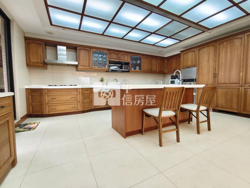 【奔馳】中悦帝寶景觀豪宅房屋室內格局與周邊環境