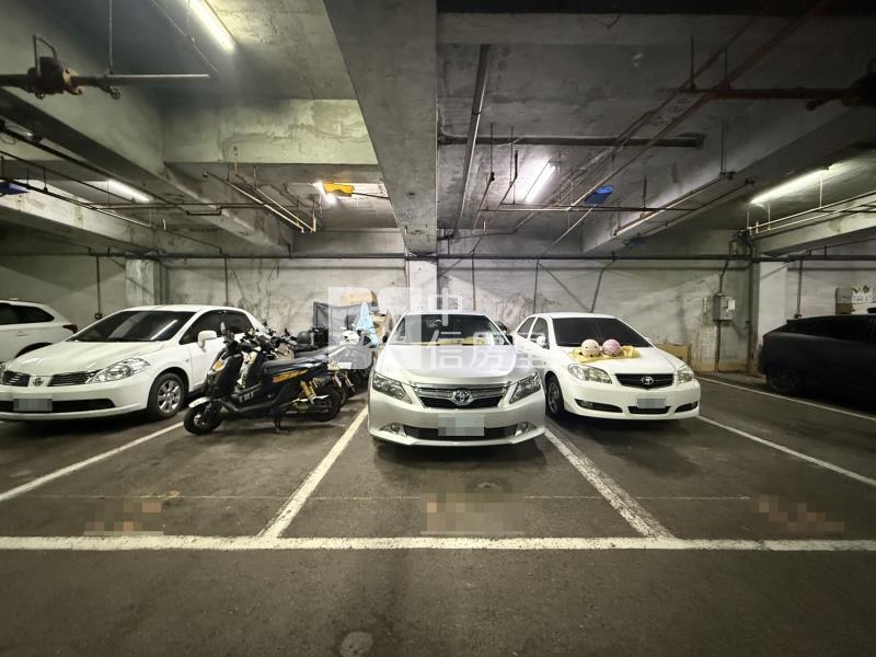 陽明商圈四房平車房屋室內格局與周邊環境