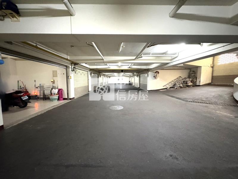 曉明歐堡震後花園別墅房屋室內格局與周邊環境