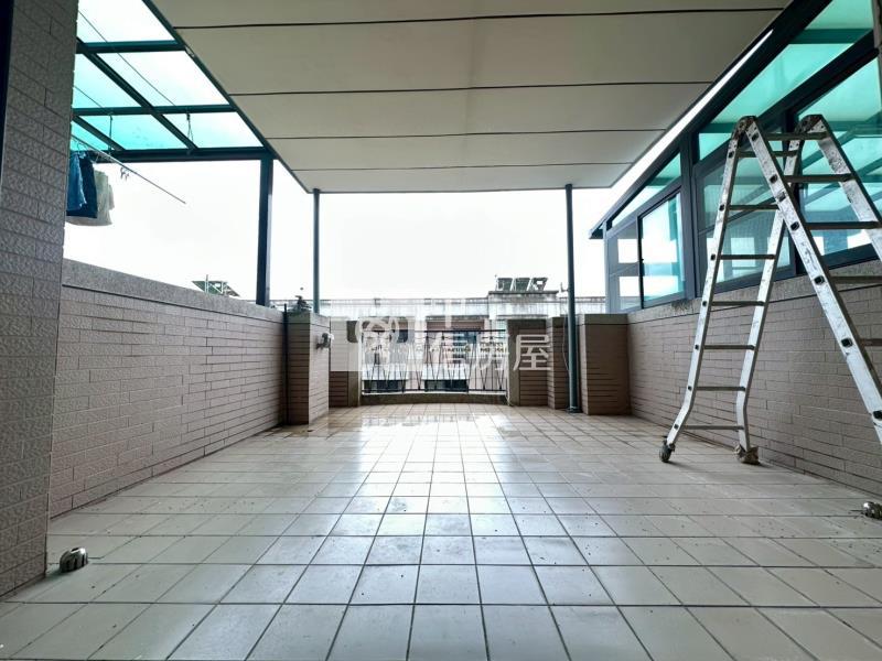 新光田醫院朝南別墅房屋室內格局與周邊環境