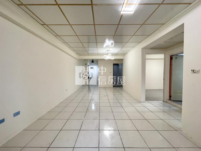 內壢後站.環中商圈.電梯美三房房屋室內格局與周邊環境