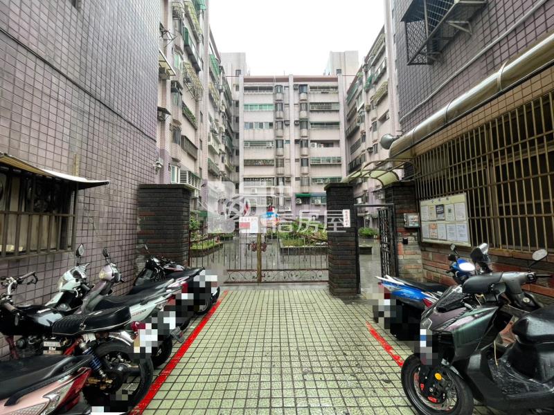 內壢後站.環中商圈.電梯美三房房屋室內格局與周邊環境