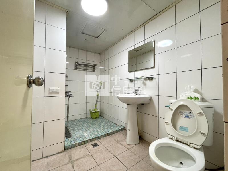 內壢後站.環中商圈.電梯美三房房屋室內格局與周邊環境