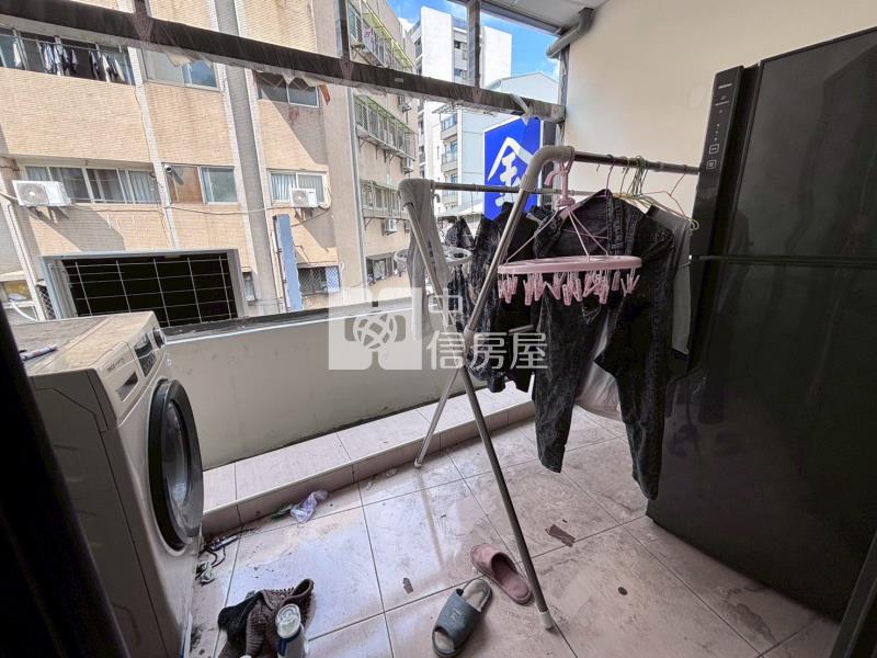 全新整理低總價臨路黃金透店房屋室內格局與周邊環境