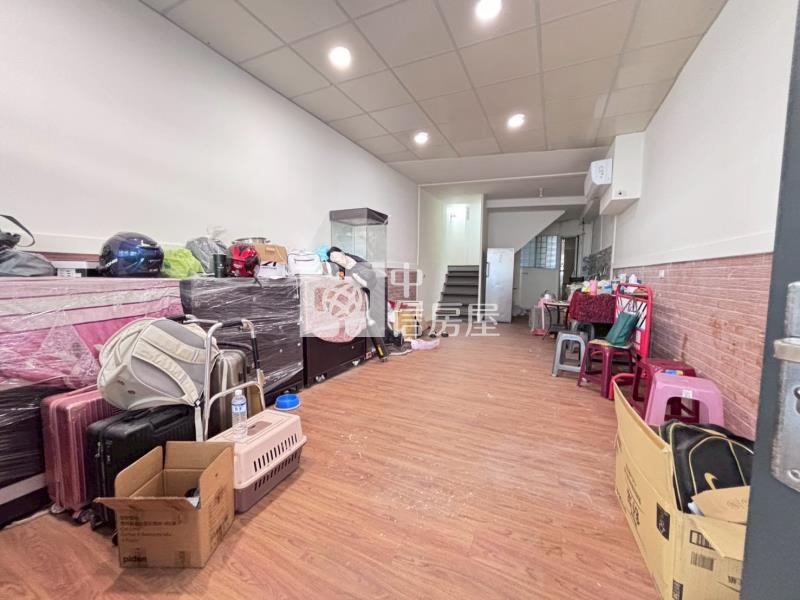 全新整理低總價臨路黃金透店房屋室內格局與周邊環境