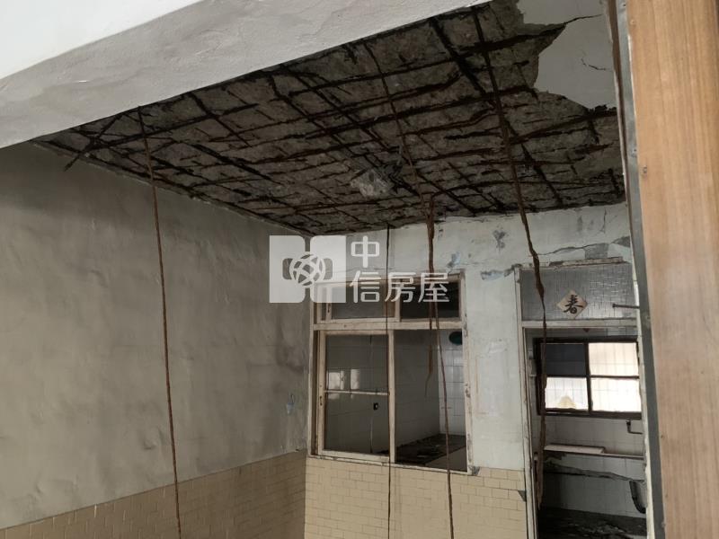 近喜樹國小平價透天房屋室內格局與周邊環境