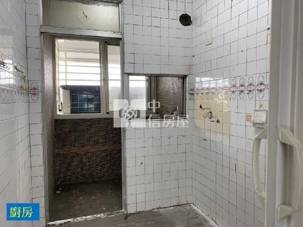復興圖館3房健身公寓房屋室內格局與周邊環境