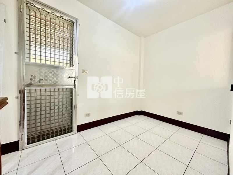 竹南前庭美透天房屋室內格局與周邊環境