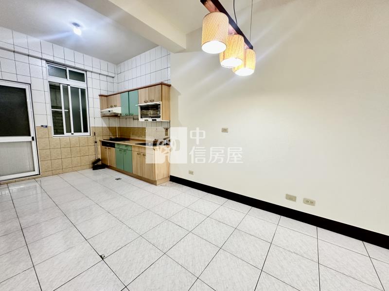 竹南前庭美透天房屋室內格局與周邊環境