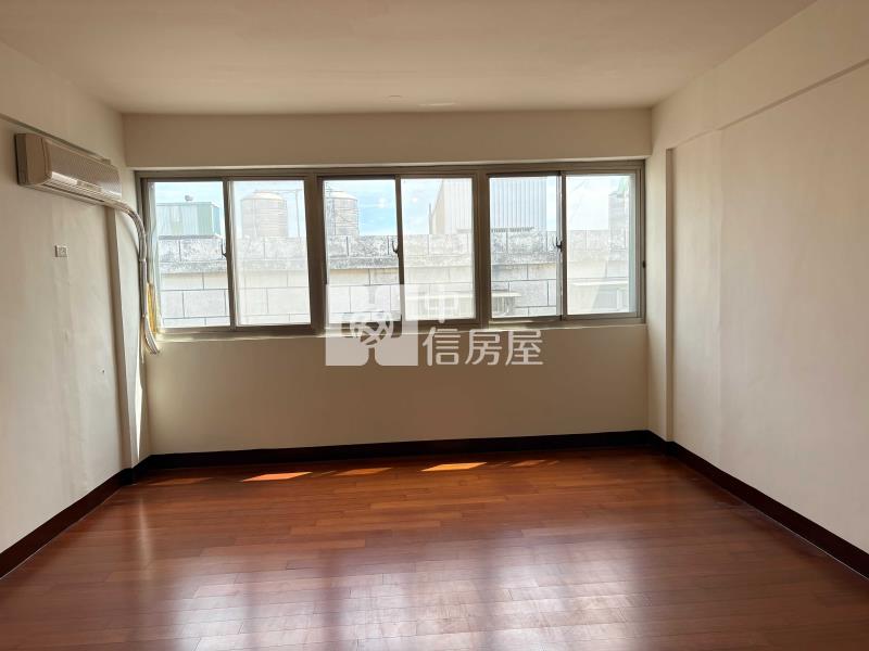 觀音區中山路一段透天店面房屋室內格局與周邊環境