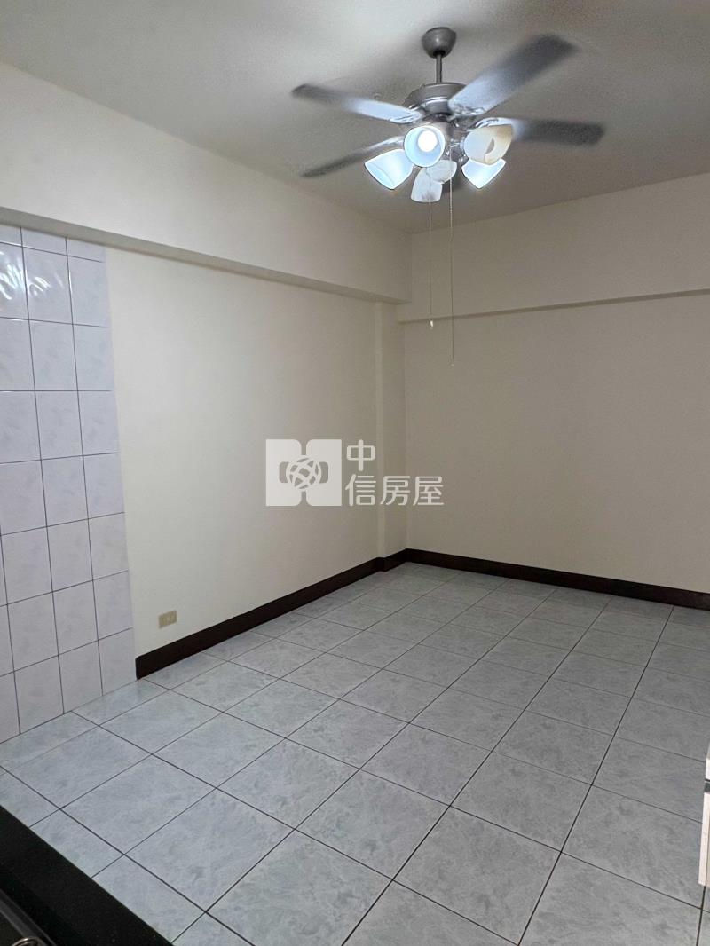 觀音區中山路一段透天店面房屋室內格局與周邊環境