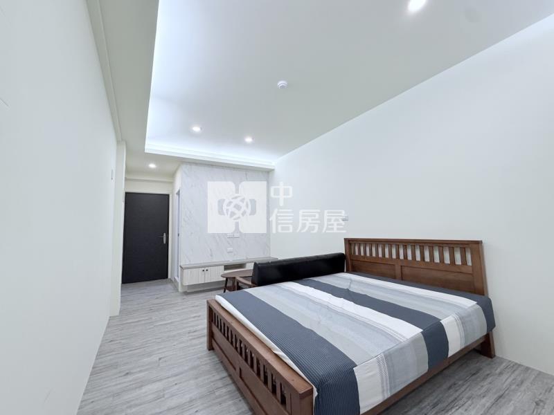 南區有陽台電梯大套房房屋室內格局與周邊環境