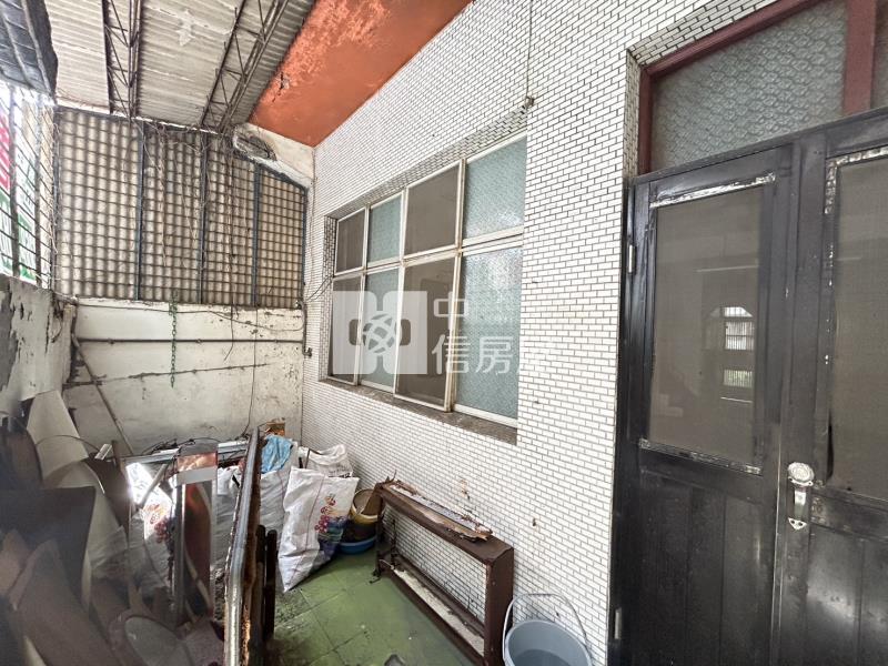 八德介壽路透天+角地房屋室內格局與周邊環境