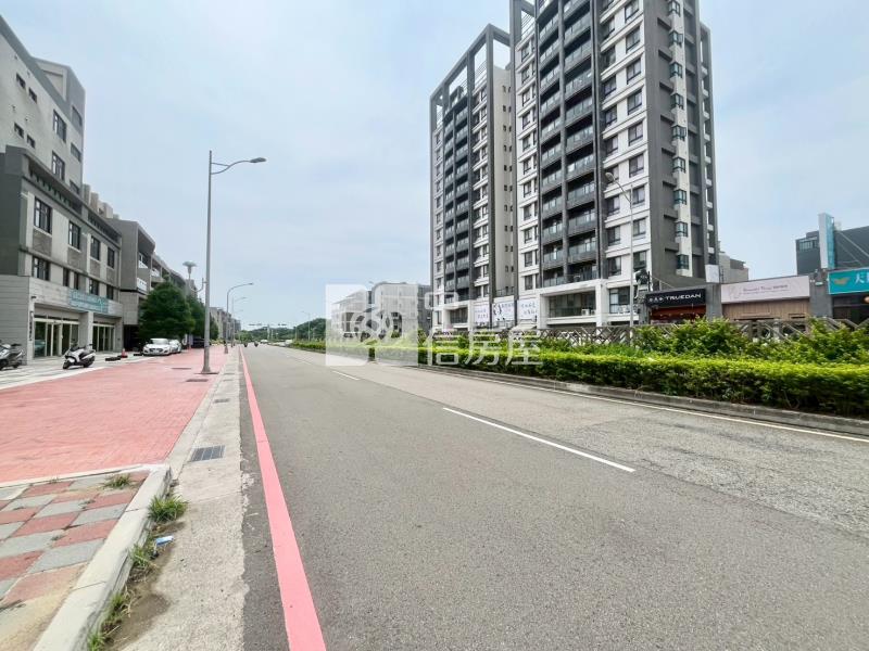 竹南園區科七大面寬電梯住店房屋室內格局與周邊環境