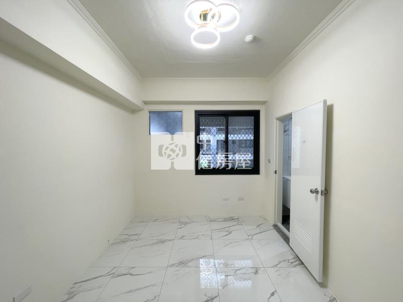 綠景天下三房平車房屋室內格局與周邊環境