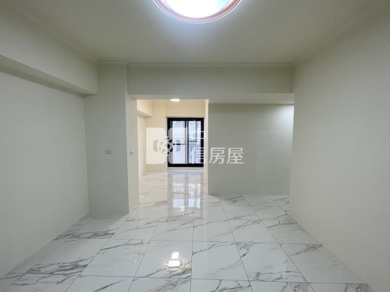 綠景天下三房平車房屋室內格局與周邊環境