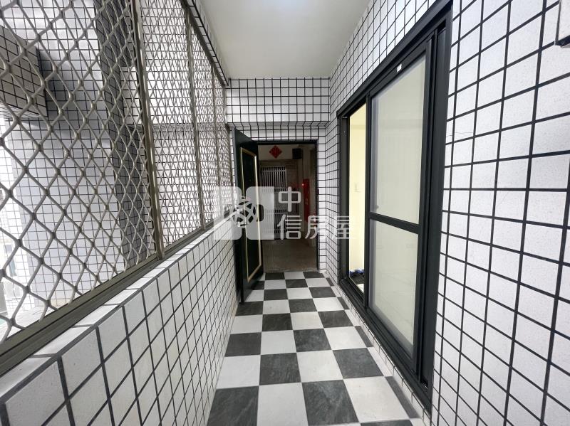 綠景天下三房平車房屋室內格局與周邊環境