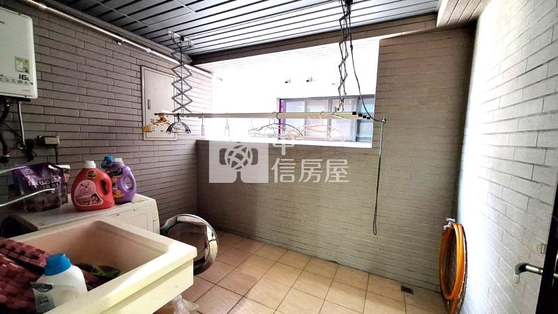 涵境高樓視野面公園大三房雙平車房屋室內格局與周邊環境