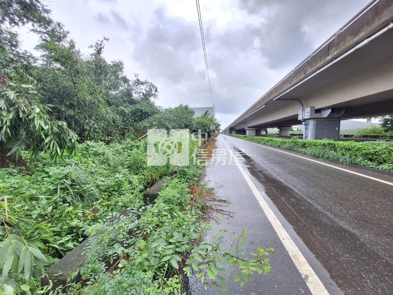 歸仁86雙面路低總價農地1房屋室內格局與周邊環境