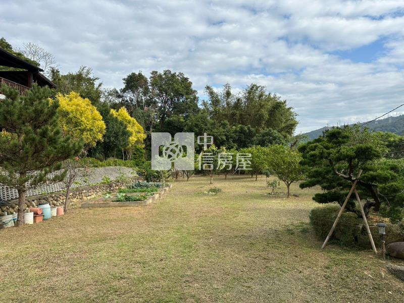新埔🌱照門國小旁🉐買地送高級小木屋房屋室內格局與周邊環境
