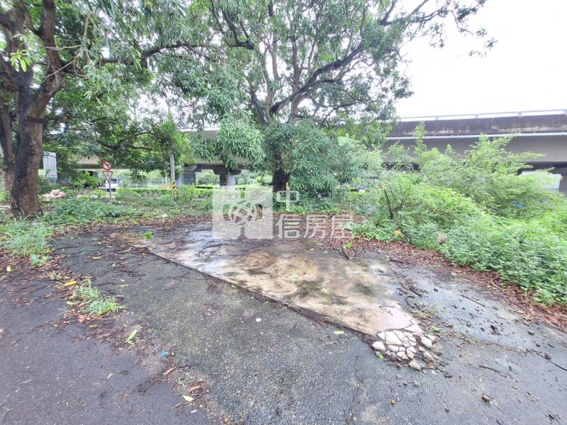 歸仁86雙面路低總價農地2房屋室內格局與周邊環境