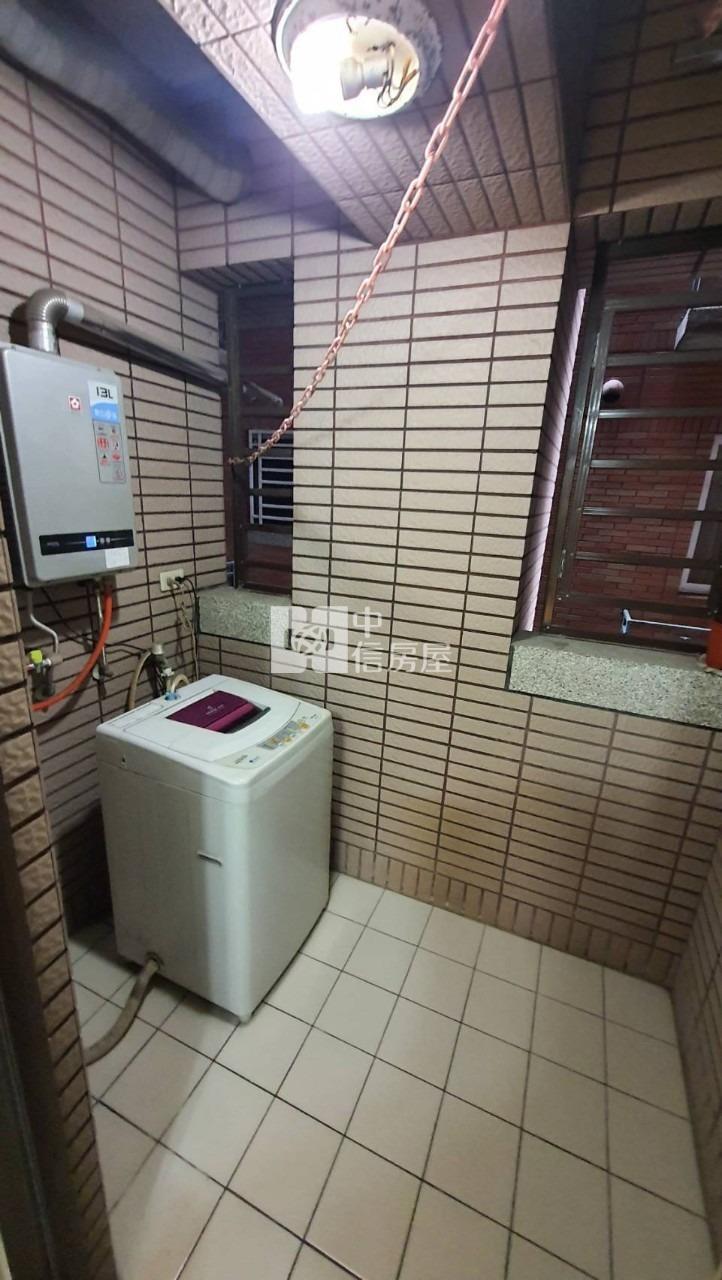桃園大業臻愛歐洲美2房+平車房屋室內格局與周邊環境