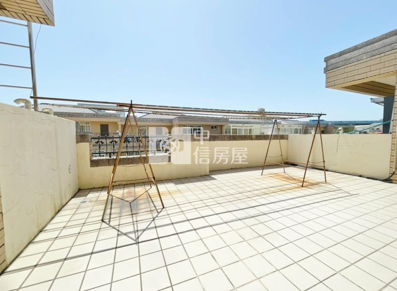 竹南大面寬雙車別墅房屋室內格局與周邊環境