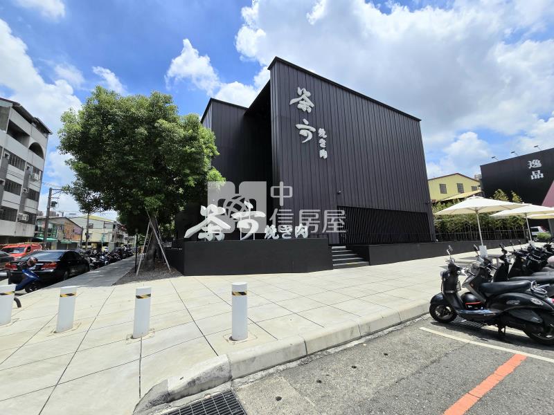 東山商圈孝親車庫透天房屋室內格局與周邊環境