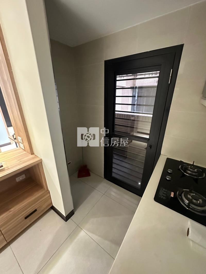 桃園藝文特區麗思卡登精美2房+平車房屋室內格局與周邊環境