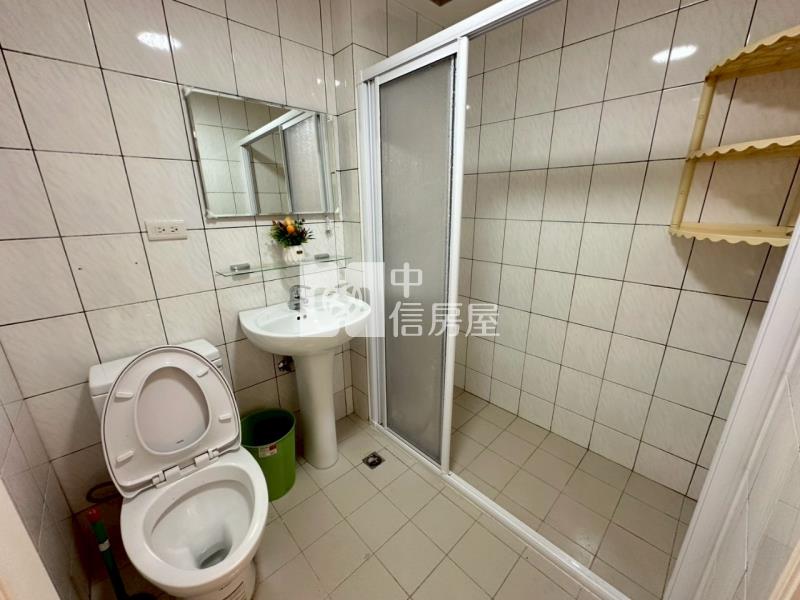 新明國小3房雙車位房屋室內格局與周邊環境