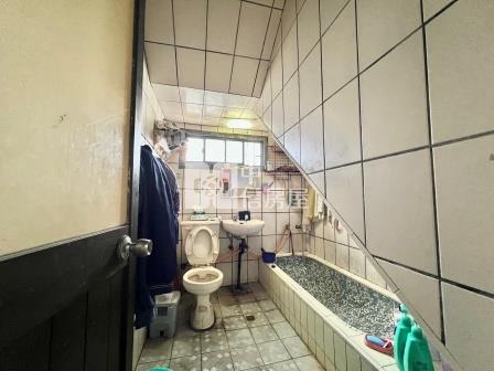 屏東農舍-高樹面寬合法山景農舍房屋室內格局與周邊環境