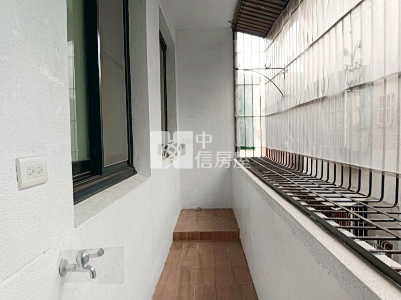 小港國小整修健身三房公寓房屋室內格局與周邊環境