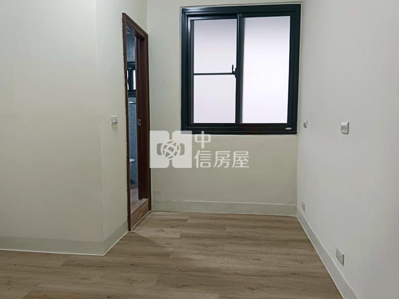 小港國小整修健身三房公寓房屋室內格局與周邊環境