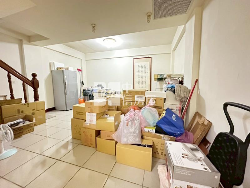 13期南屯秀泰大地坪氣派美墅房屋室內格局與周邊環境